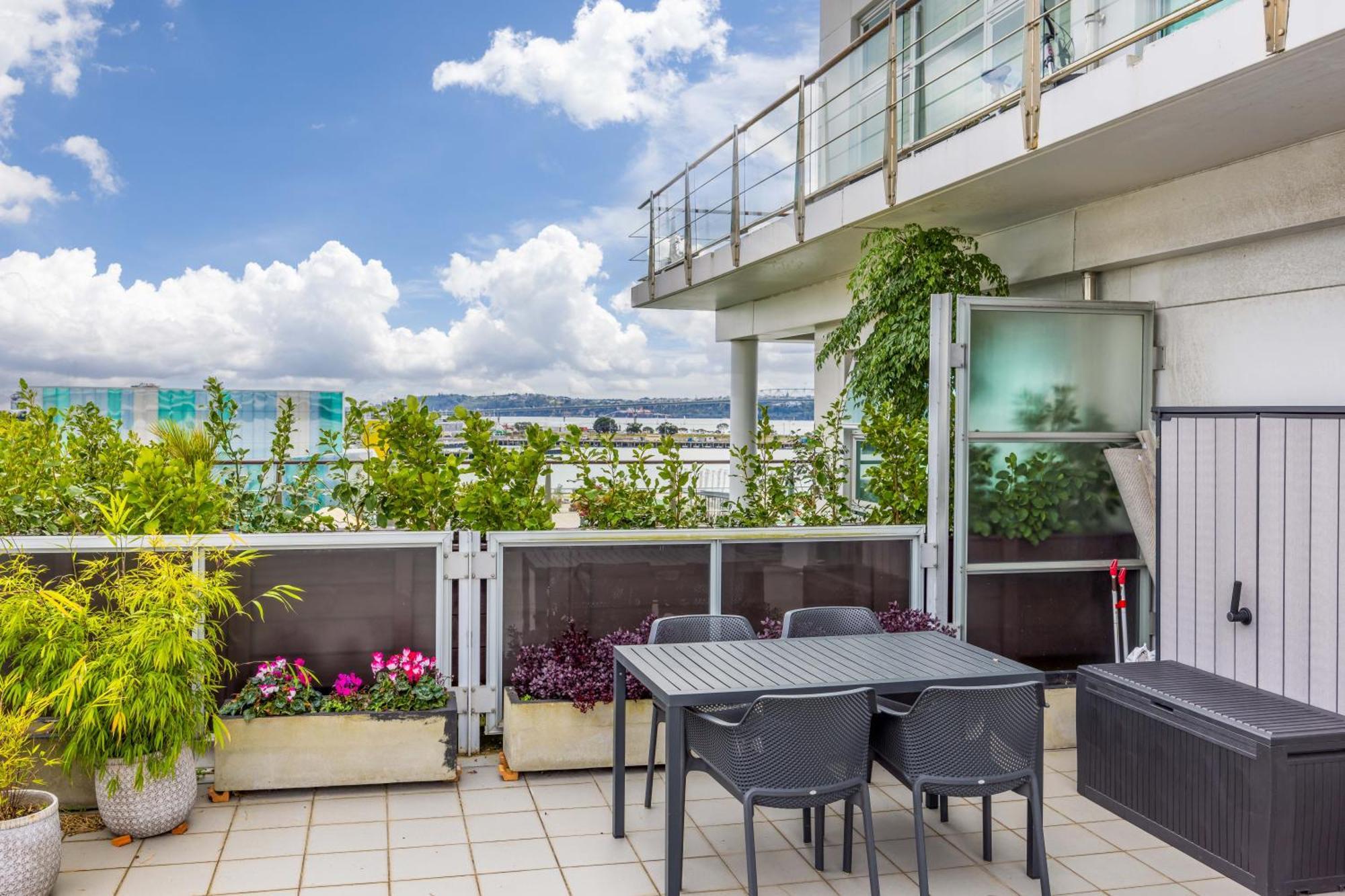 Waterfront Studio 56 Auckland Viaduct Apartment Bagian luar foto