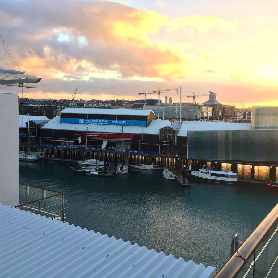 Waterfront Studio 56 Auckland Viaduct Apartment Bagian luar foto