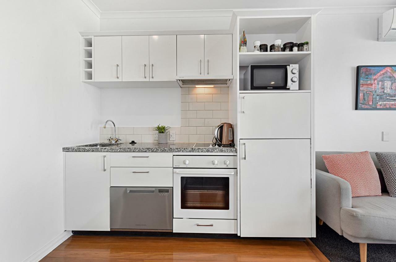Waterfront Studio 56 Auckland Viaduct Apartment Bagian luar foto